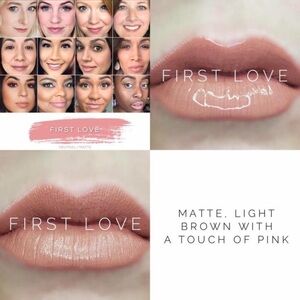 FIRST LOVE LIPSENSE Lipstick